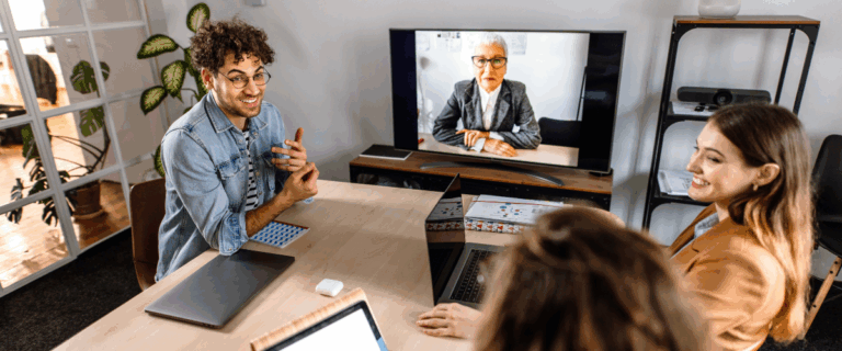 Liderança no trabalho híbrido - Scua